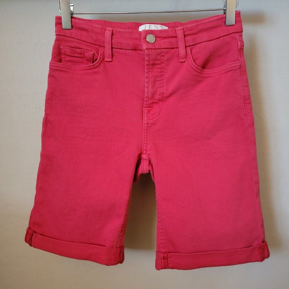 Jen 7 by 7 For All Mankind Red Jean Rolled Cuff Bermuda Shorts - Picture 2 of 16
